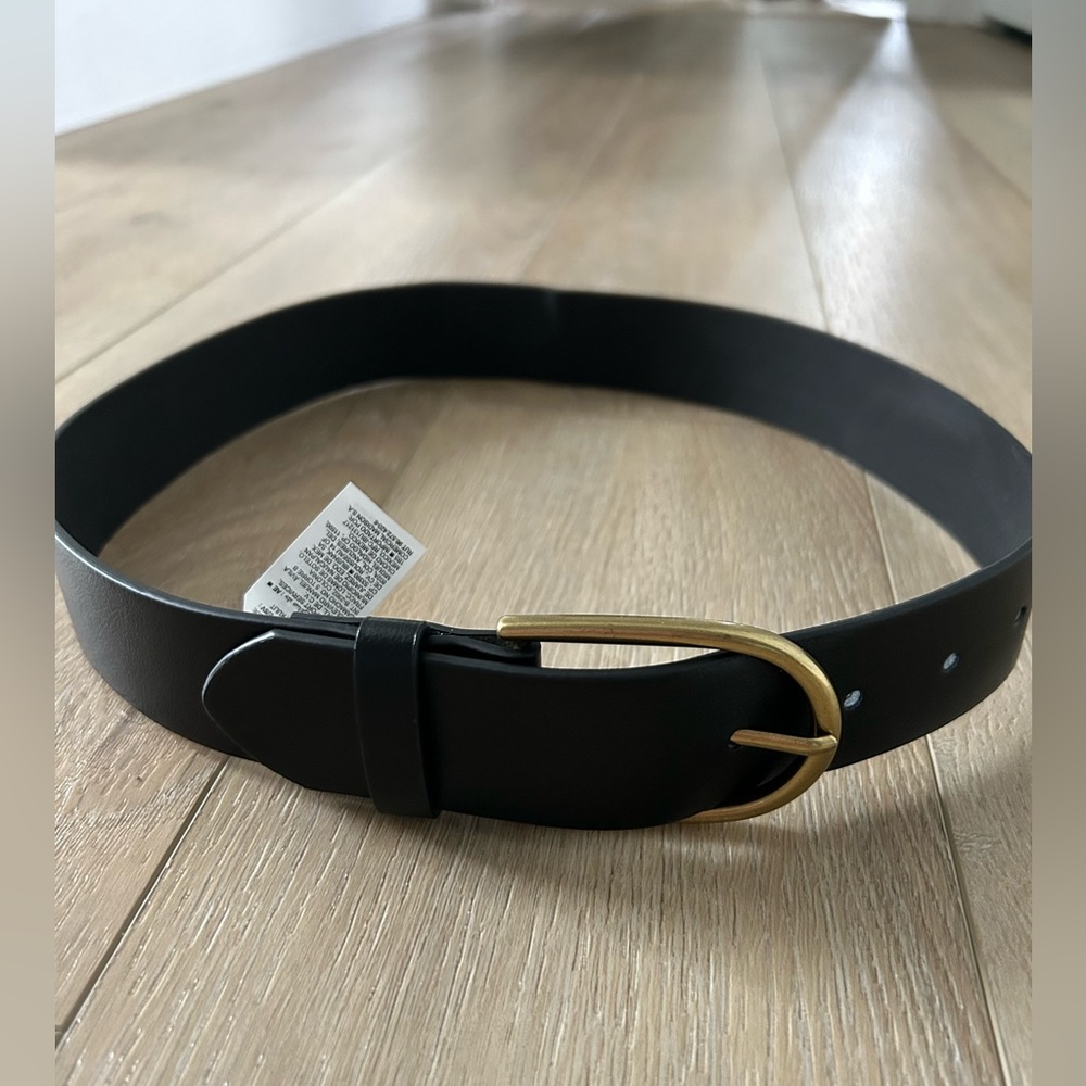 Old navy belt